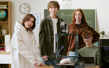 Maker Bots Club image